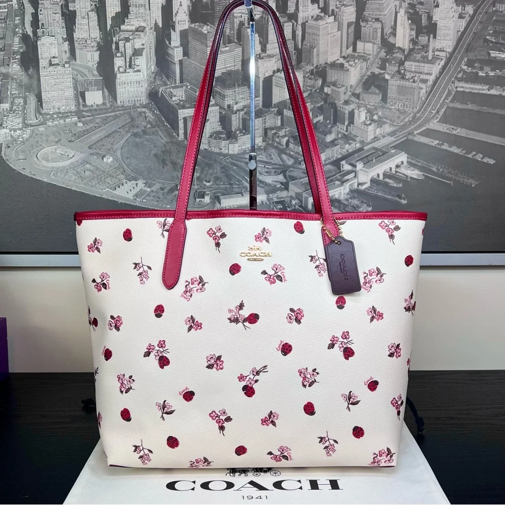 ✨希少✨ COACH Flower oneshoulder White red Coach | Bags | Coach Floral White Chalk Tote Shoulder Bag Purse